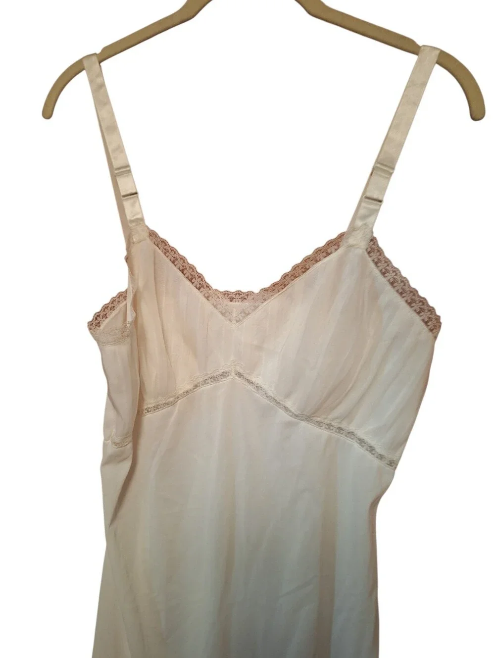 Vintage 1960s White ROGERS  Brand Slip Ladies 36 Ivory Lace Details READ damaged - Picture 2 of 6